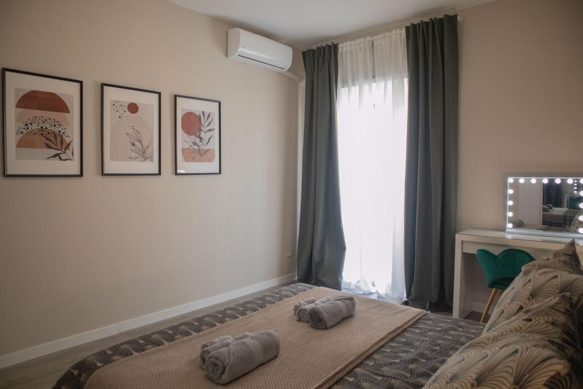 Appartamento Sara's - Modern Near Metro, Perfect For Families And Groups In *