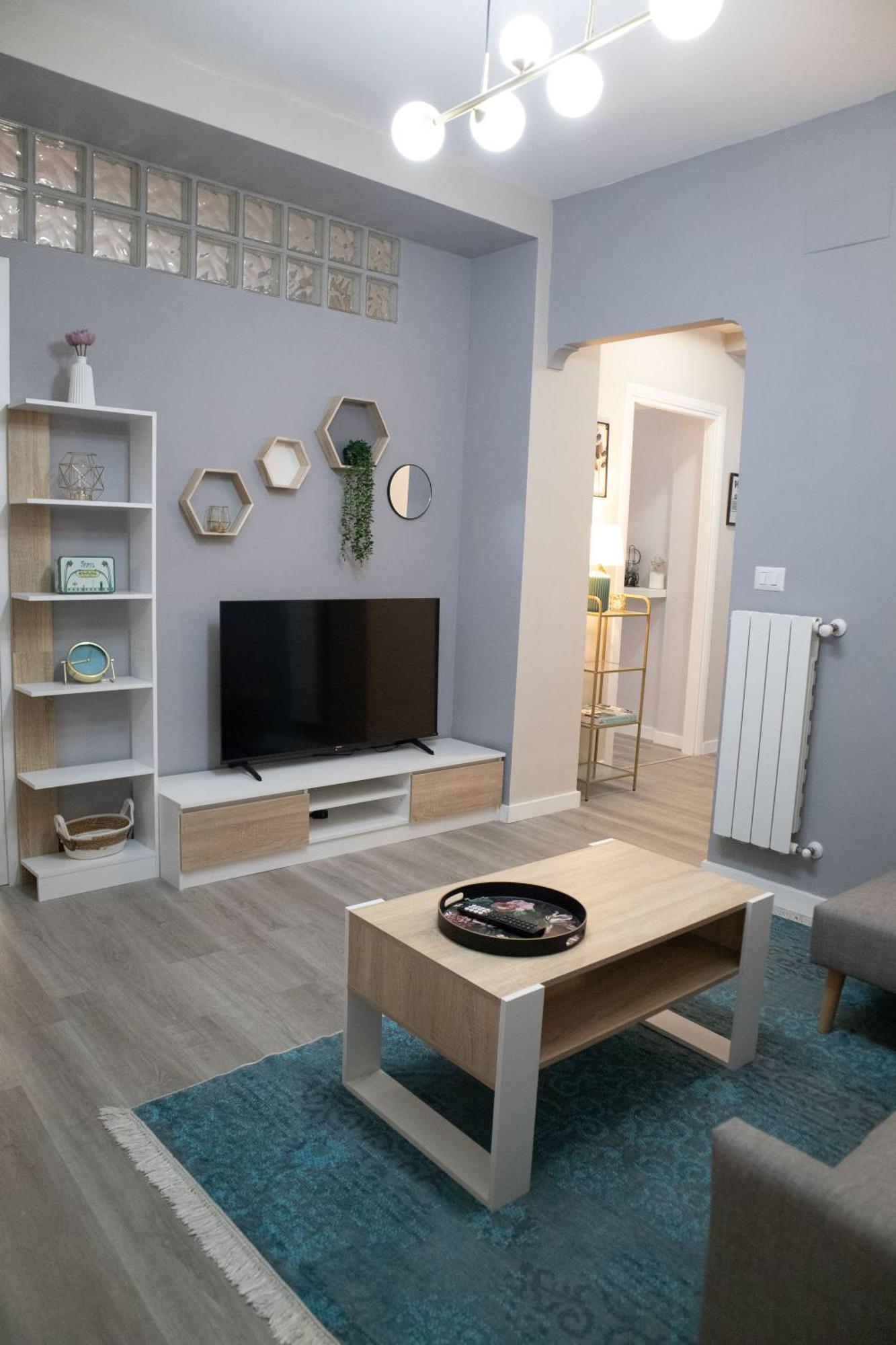 Sara's - Modern Near Metro, Perfect For Families And Groups In Appartamento Roma