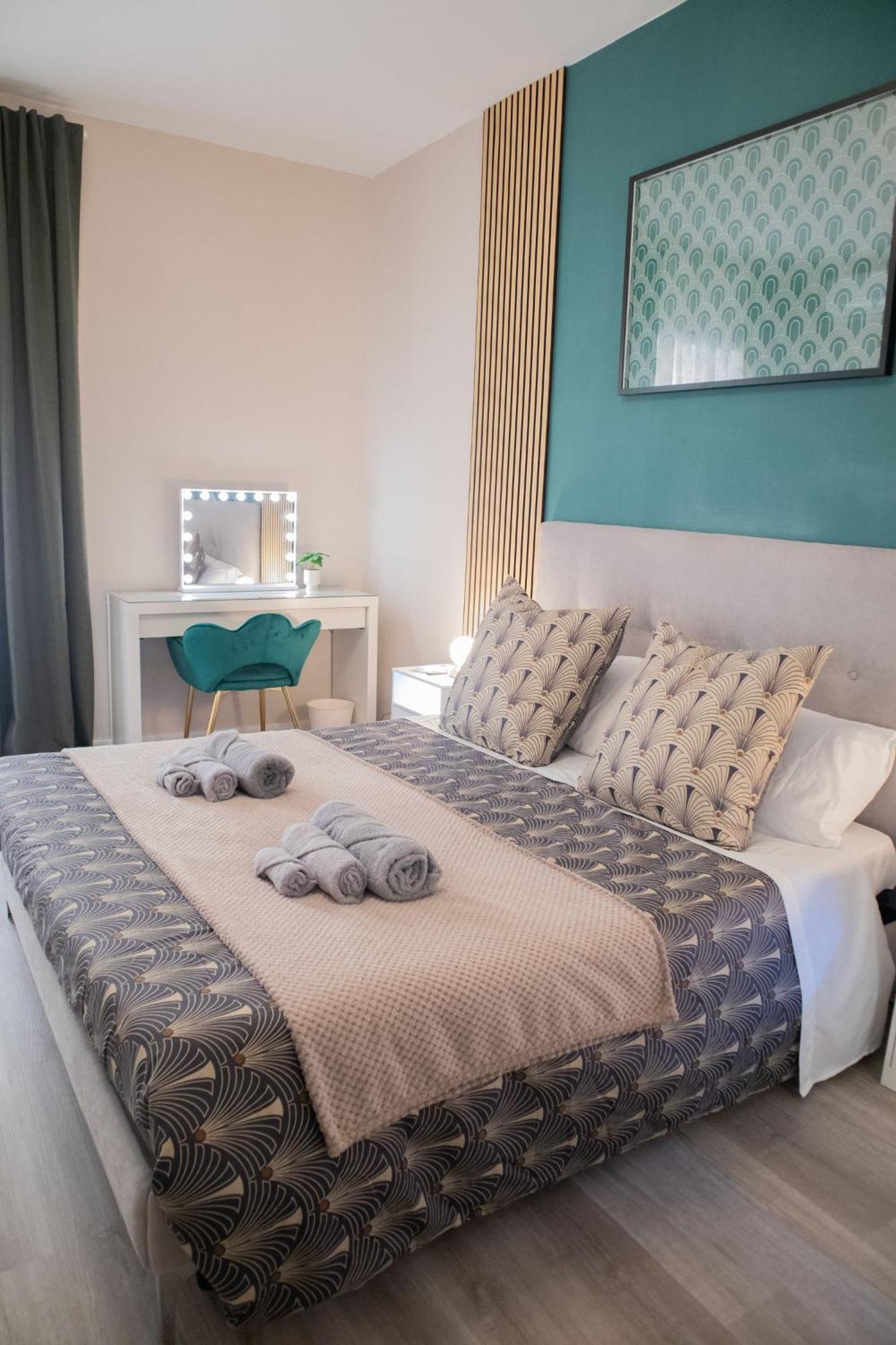 Appartamento Sara's - Modern Near Metro, Perfect For Families And Groups In